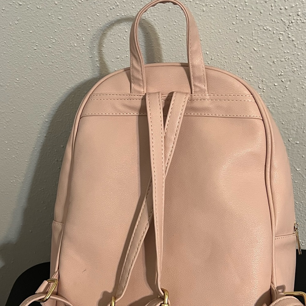 Backpack - Picture 2 of 3